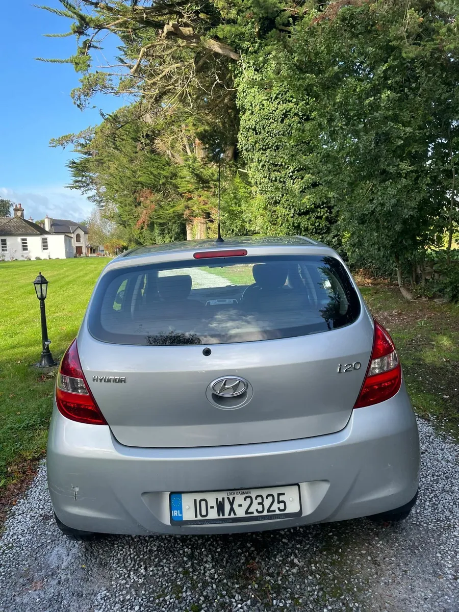 Hyundai i20 2010 - Image 4