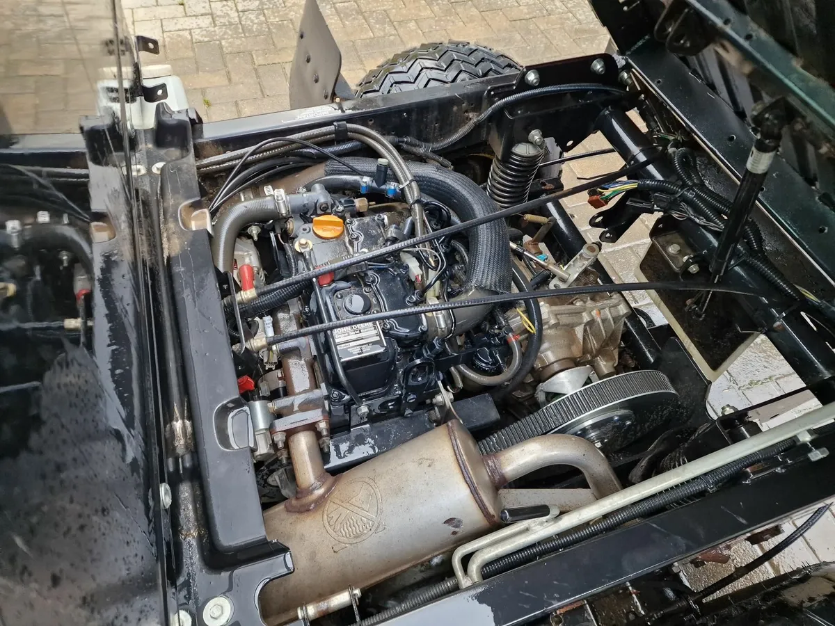 2018 John Deere HPX815E Diesel Gator - Image 3