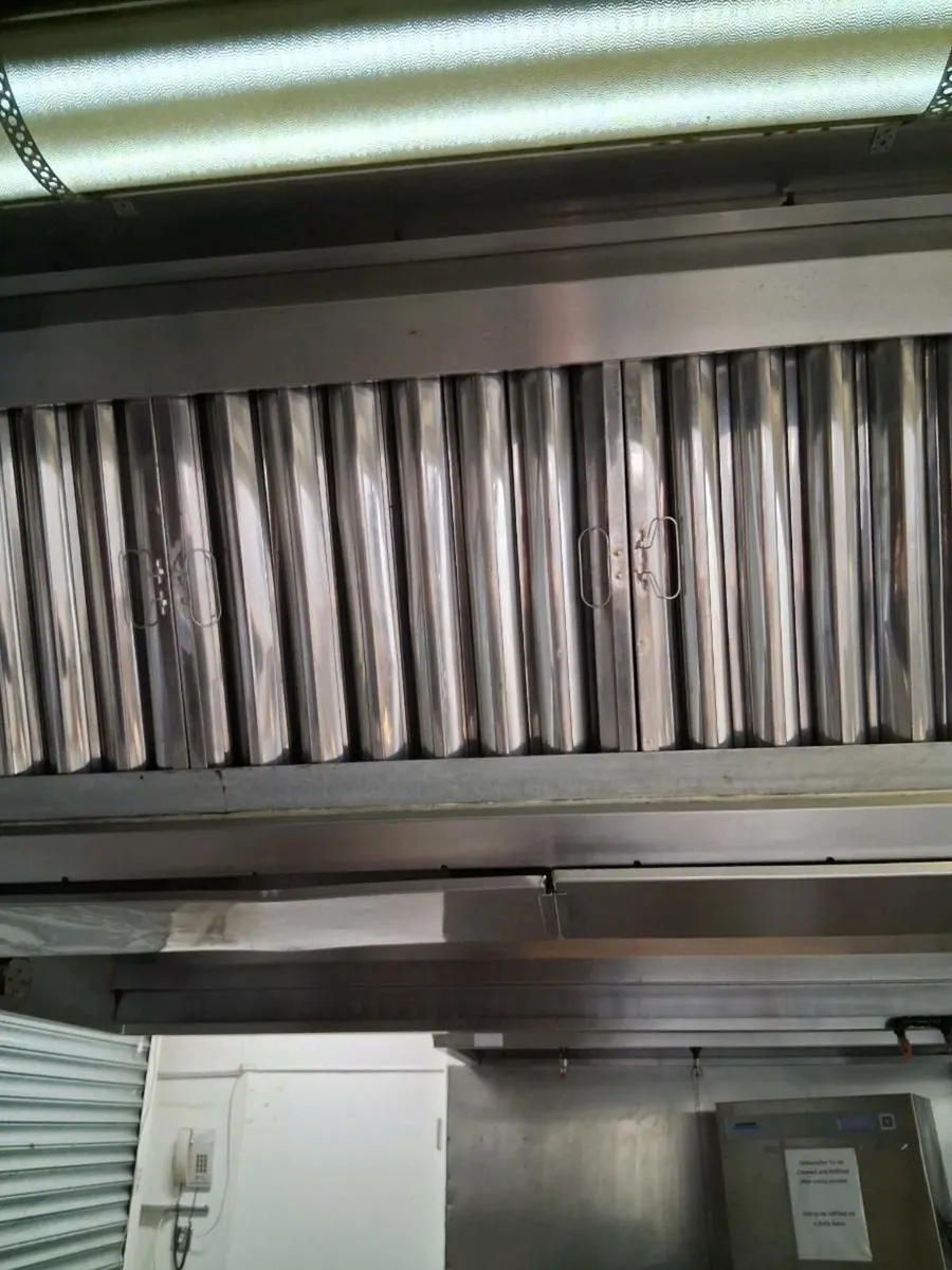 Grease baffles - Image 2