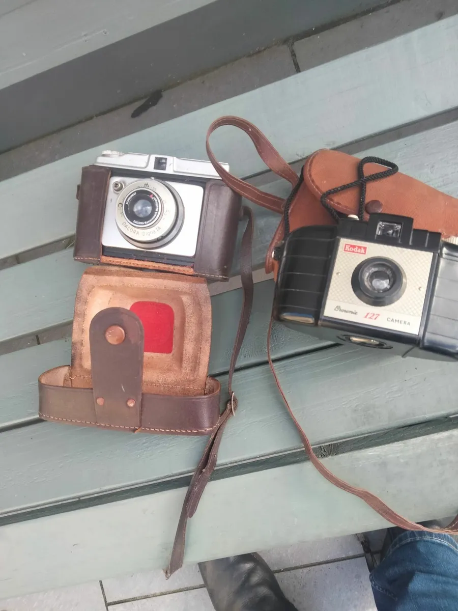 Vintage Camera - Image 3