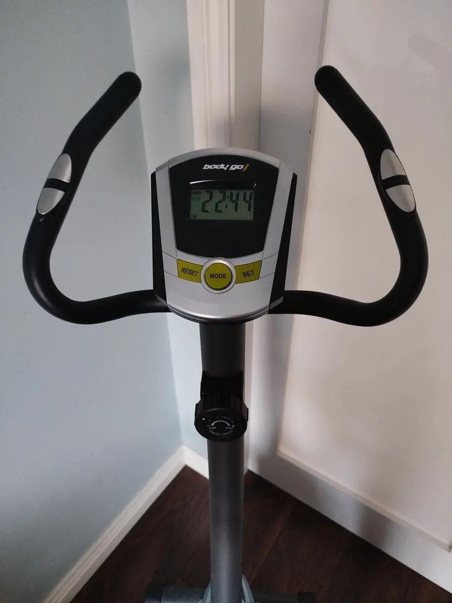 Spotless exercise bike - Image 2