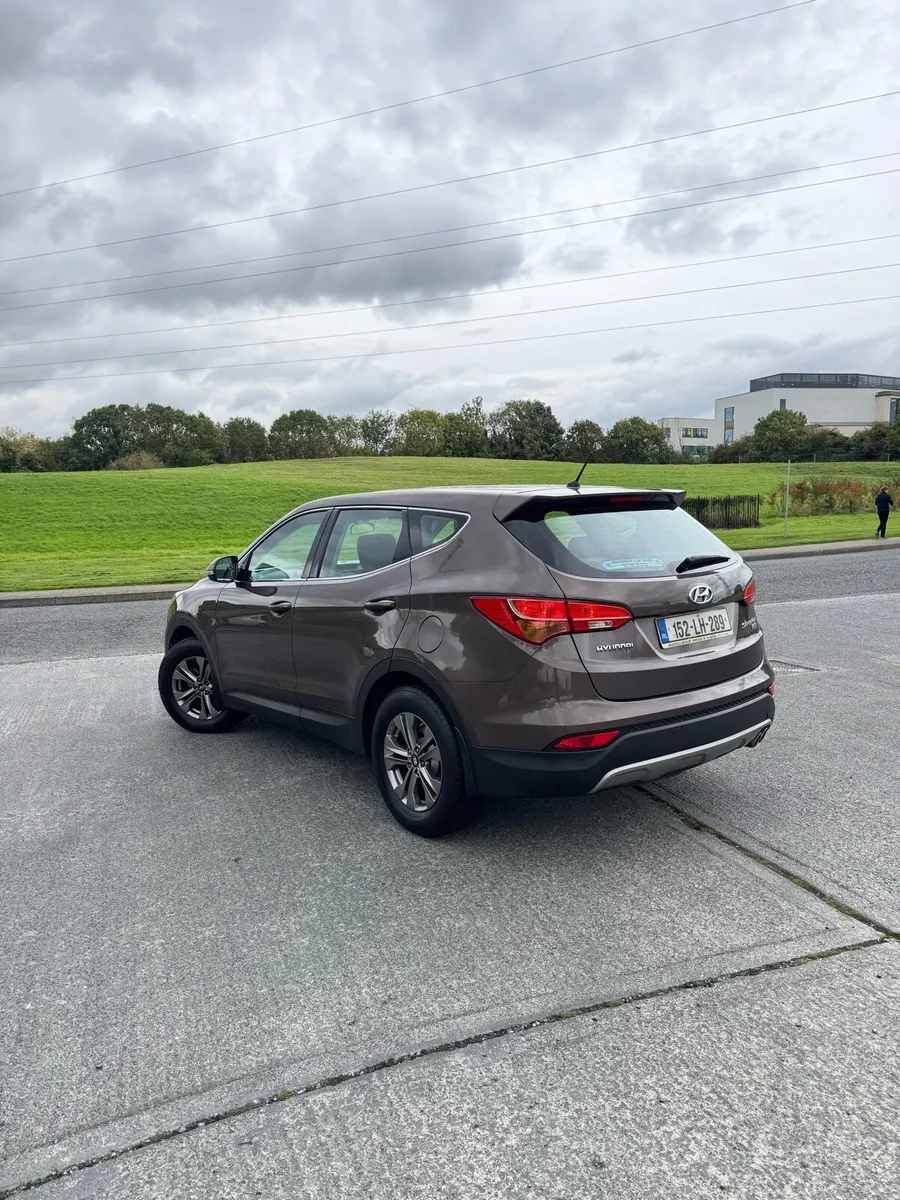 Hyundai Santa Fe | 2.2D | 7 Seater | Irish Car - Image 4