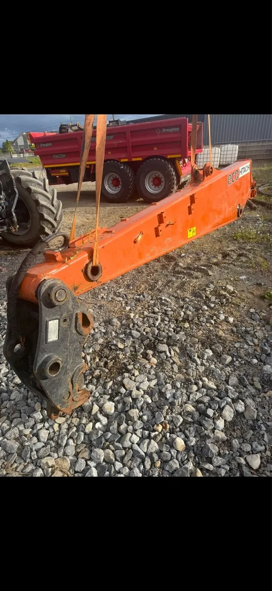 Hitachi 3M Digger Boom & Hitch - Image 4