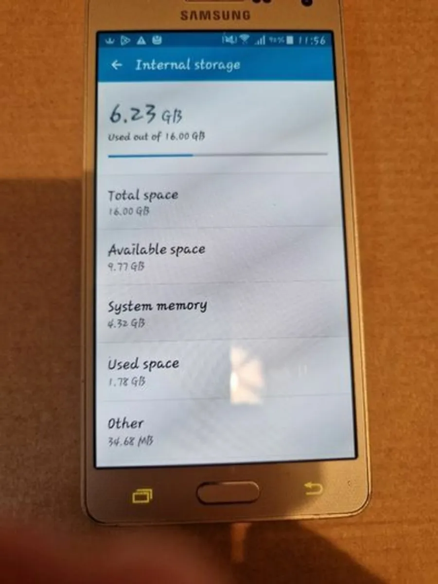 Samsung Galaxy A5 SM-A500FU 16GB Gold Coloured - Image 3
