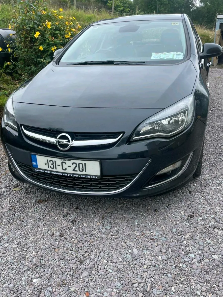 Opel Astra (2013) 1.3 CDT1 - Image 3