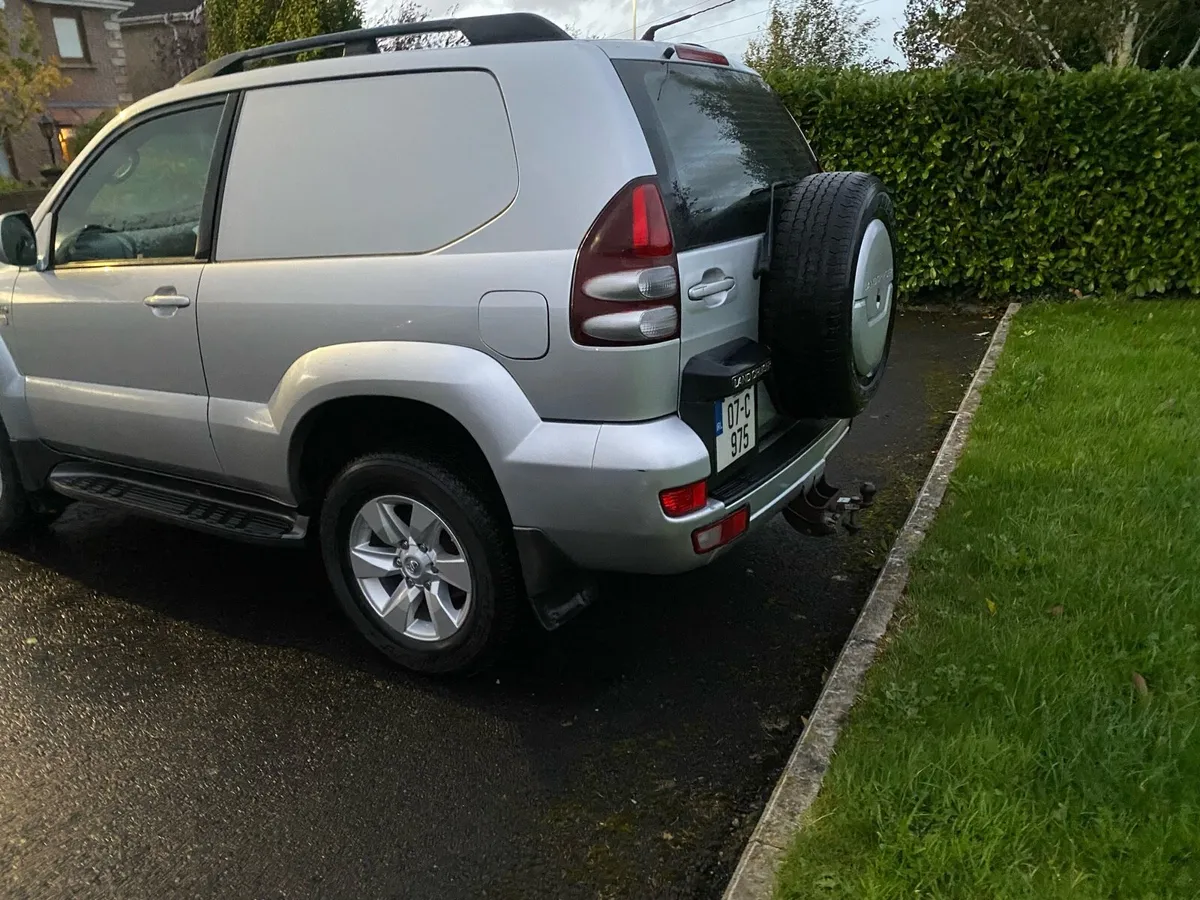 2007 Toyota Landcruiser - Image 3