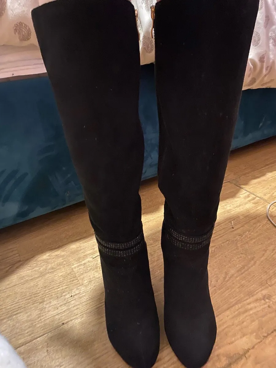 Black and Red Boots - Image 1