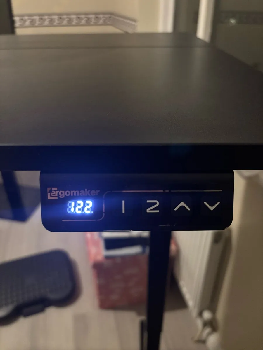 Height adjustable electric desk - Image 3