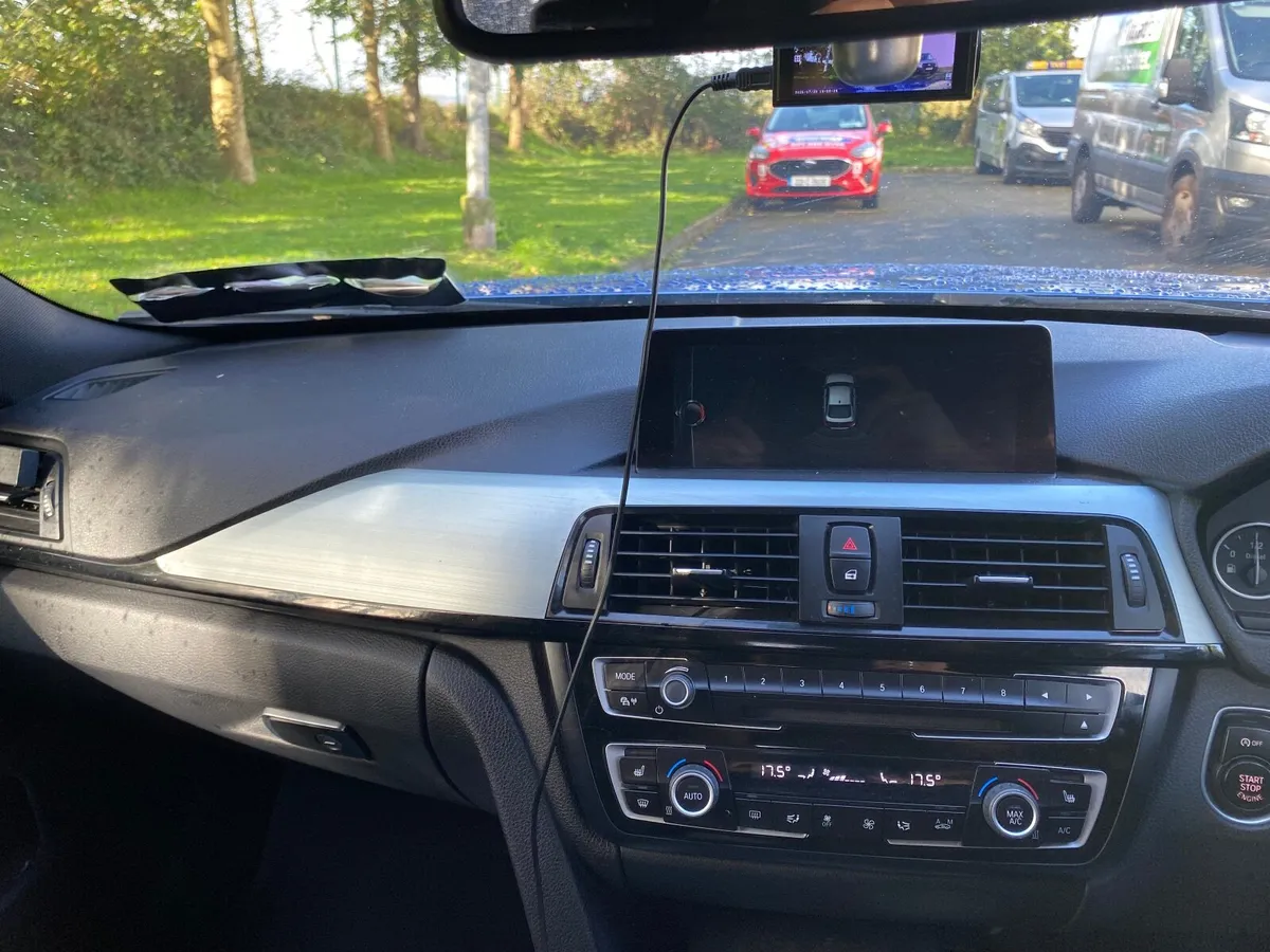 BMW 4-Series 2016 - Image 2