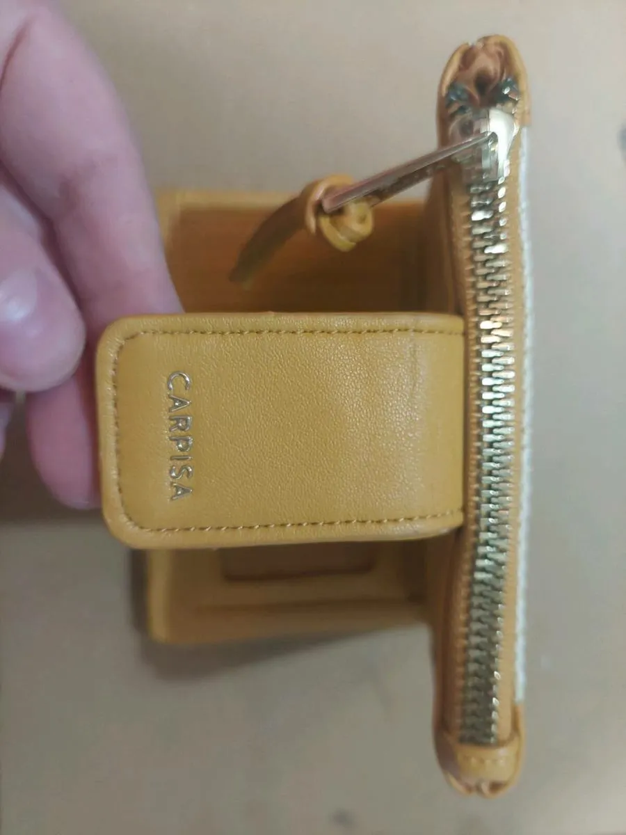 Carpisa wallet / new without labels - Image 4