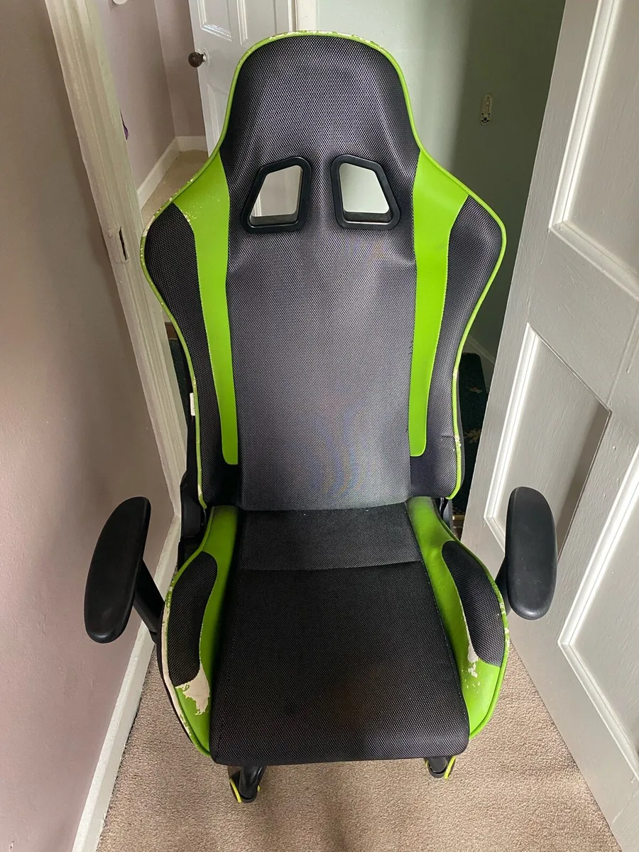 Gaming Chair - Image 2