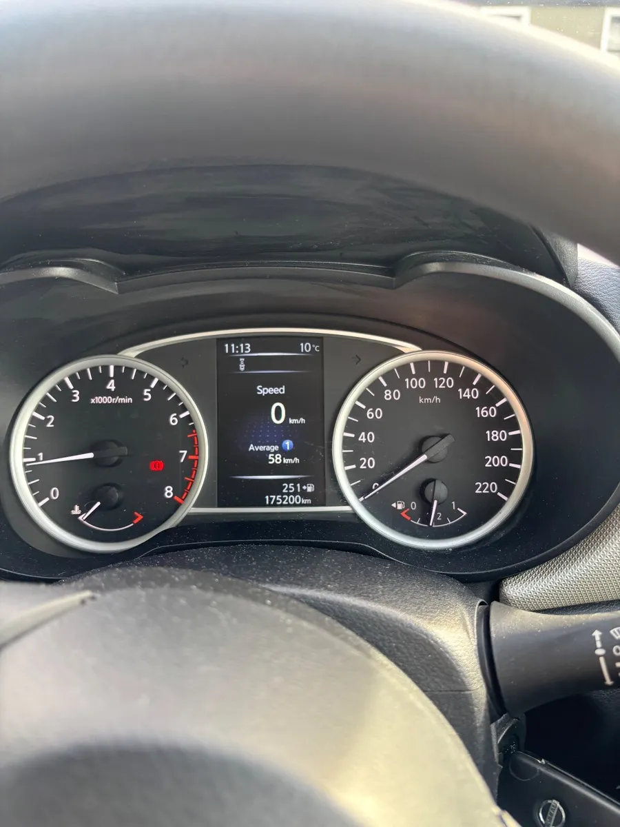 Nissan Micra 2018 - Image 2