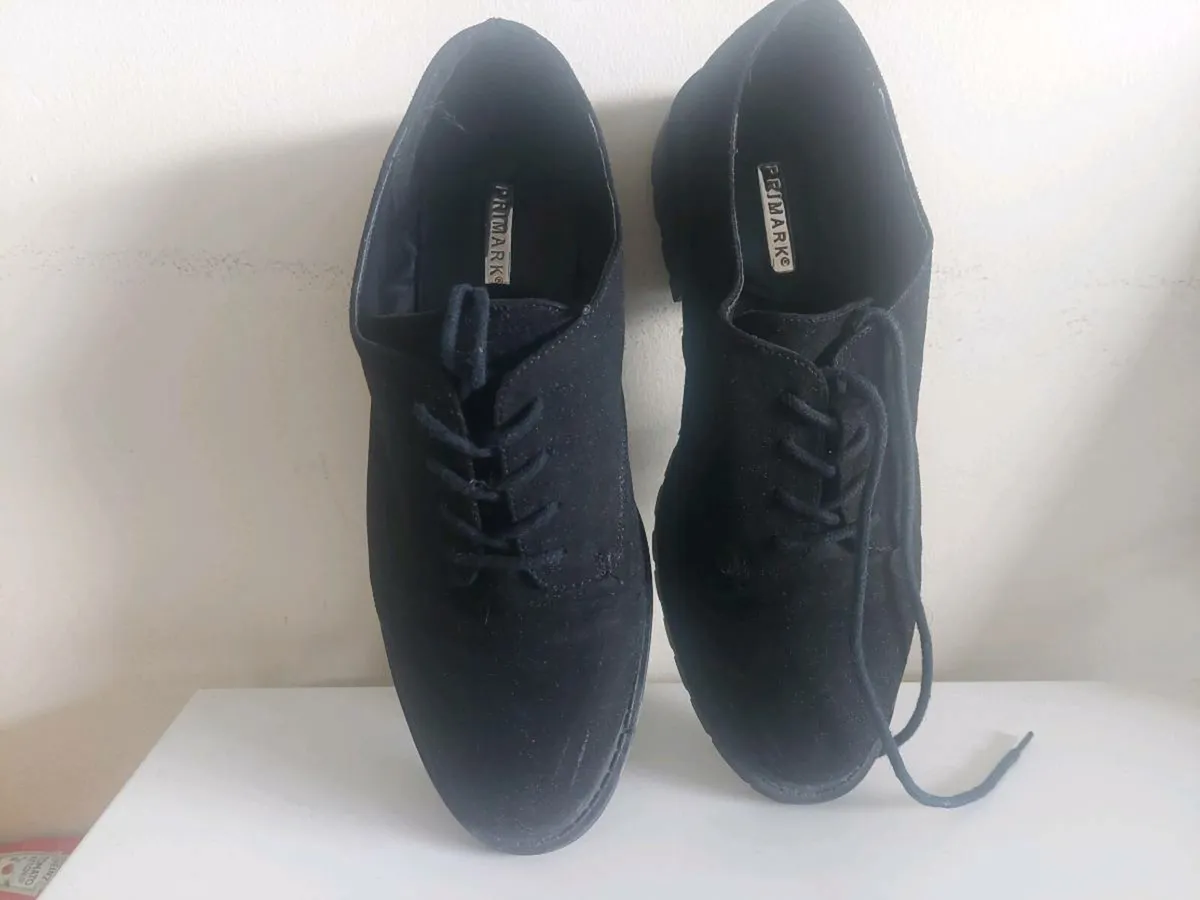 Primark faux suede black shoes 39 - Image 2