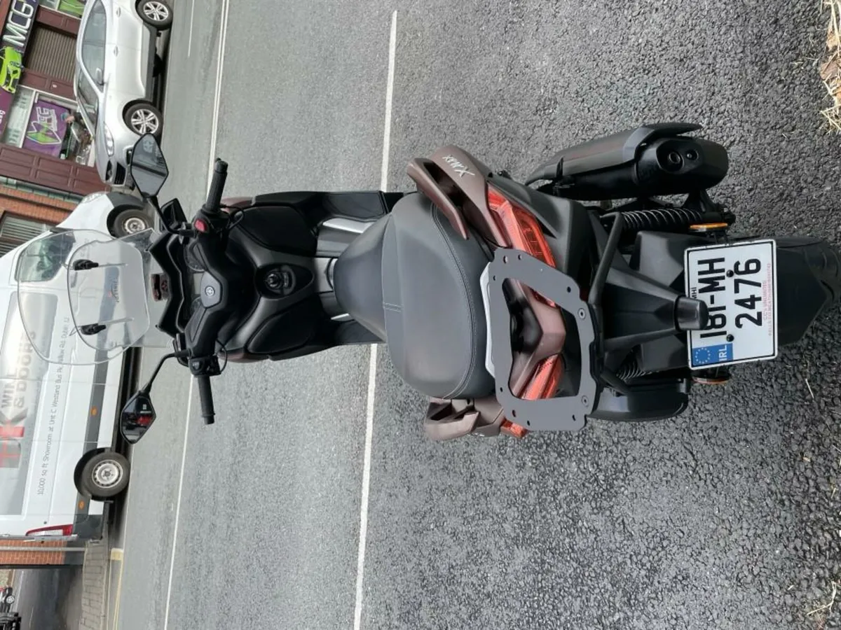 Yamaha X Max 300 - Image 3