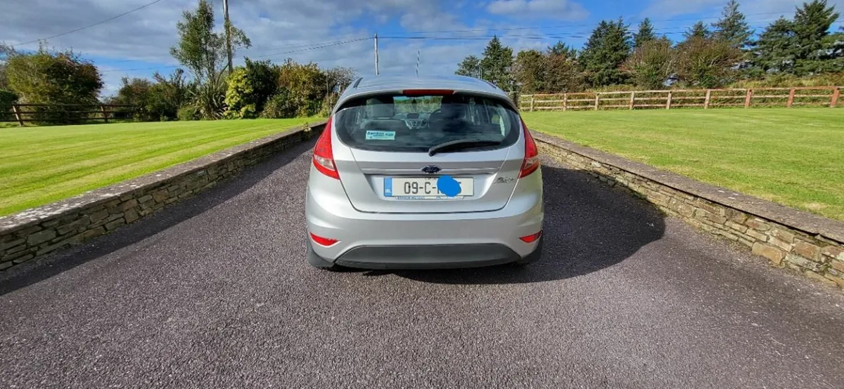 Ford Fiesta 2009 - Image 3
