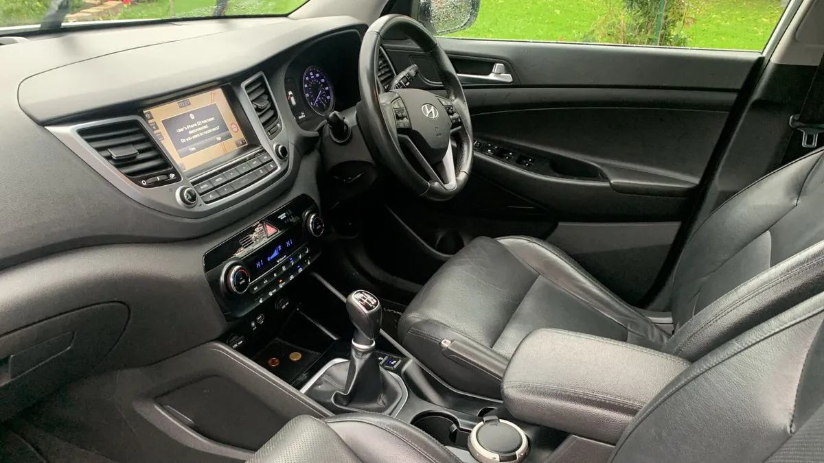 Hyundai Tucson 2016 Premium 1.7 tdi Available - Image 2
