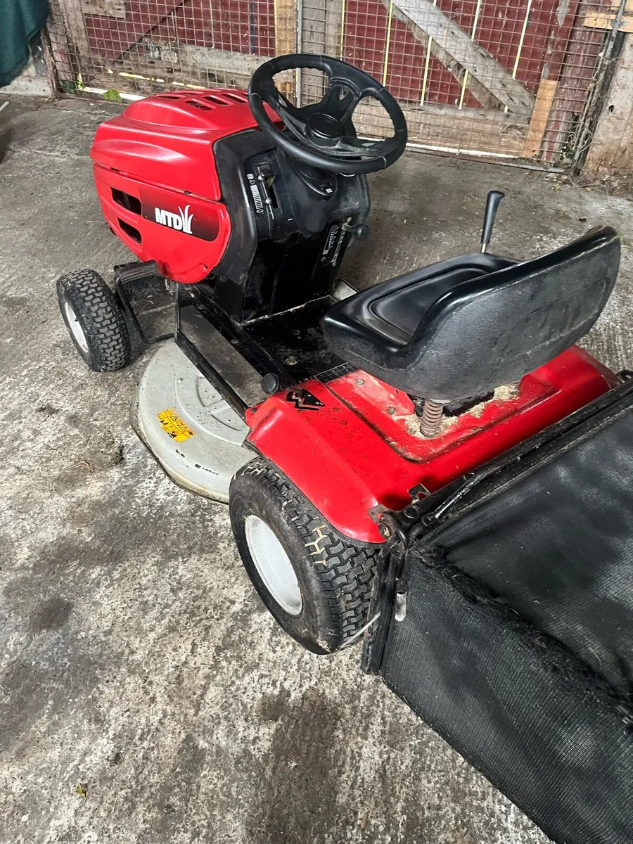 Ride on mower - Image 4