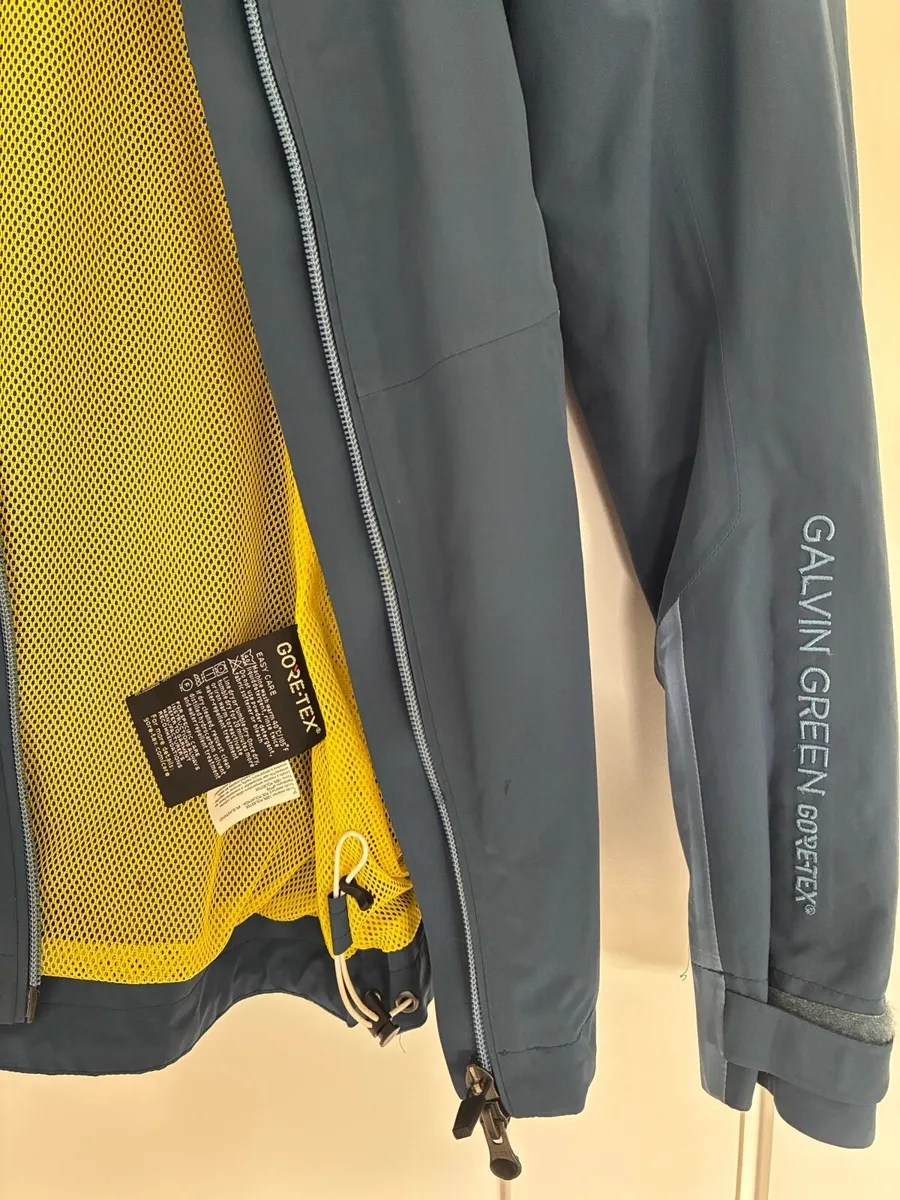 Galvin Green Ladies Gortex jacket - Image 2
