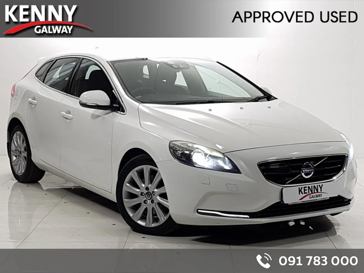 Volvo V40 DBA-MB4164T 5DR AUTO 40 SERIES 525 - Image 1