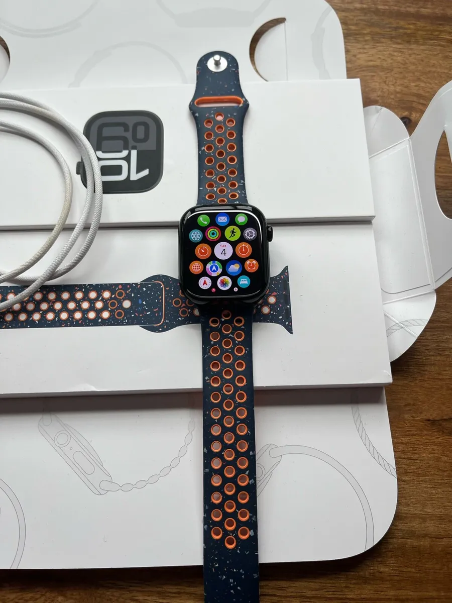 Apple Watch series 10 46mm GPS - Image 2