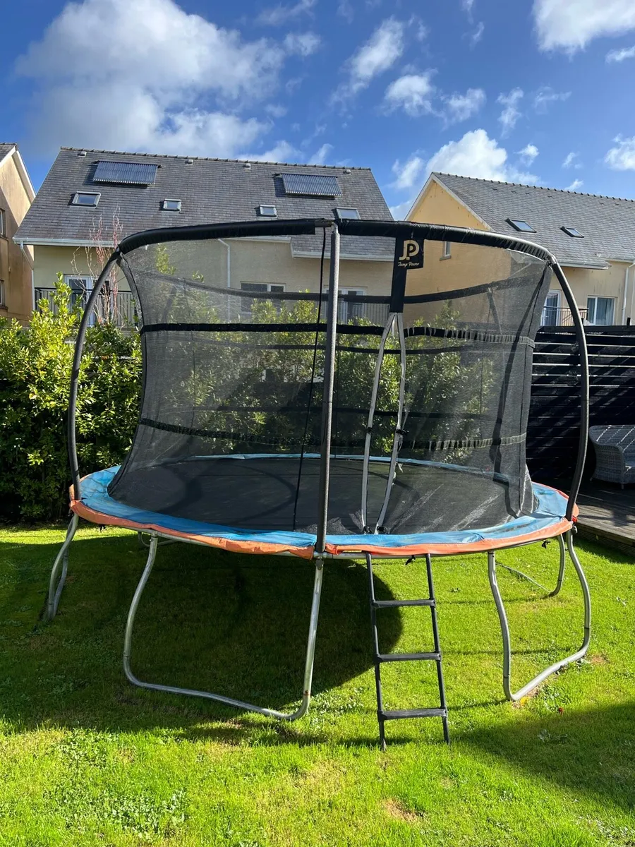 Large trampoline