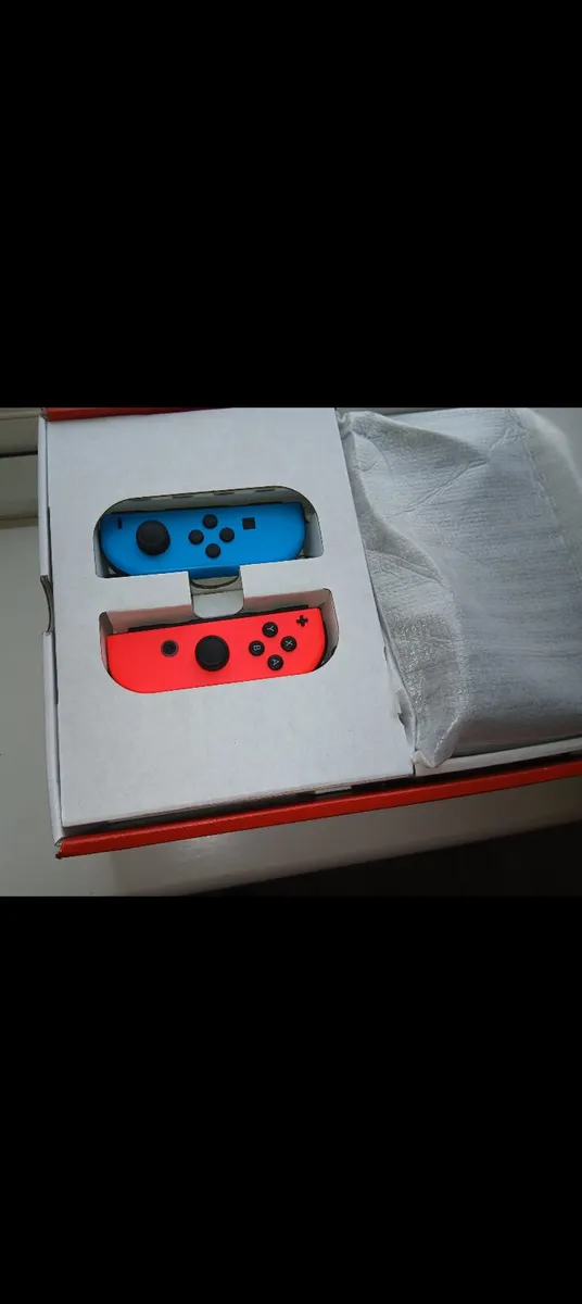 Nintendo switch - Image 1
