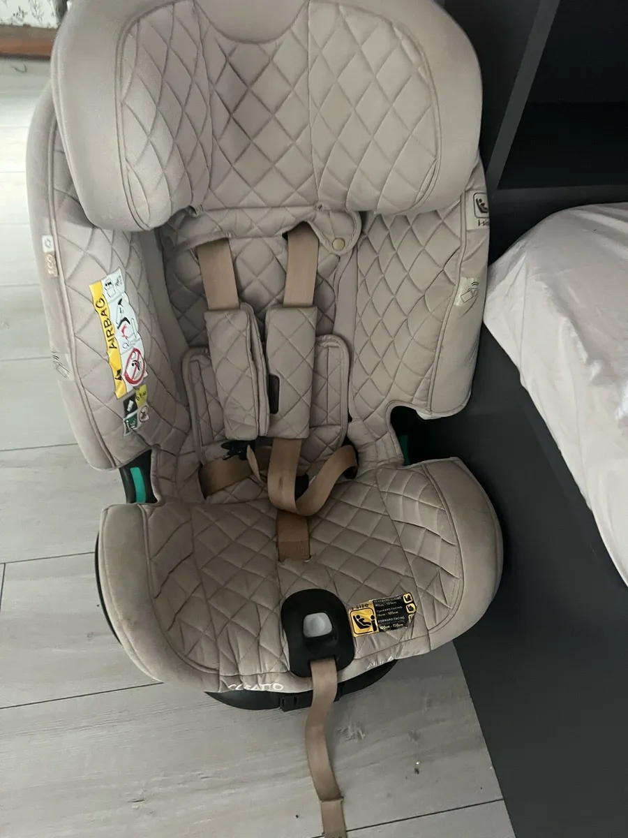 Car seat - Image 2