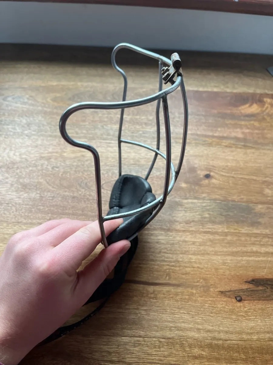 Oldstyle cleere guard short loop - Image 3