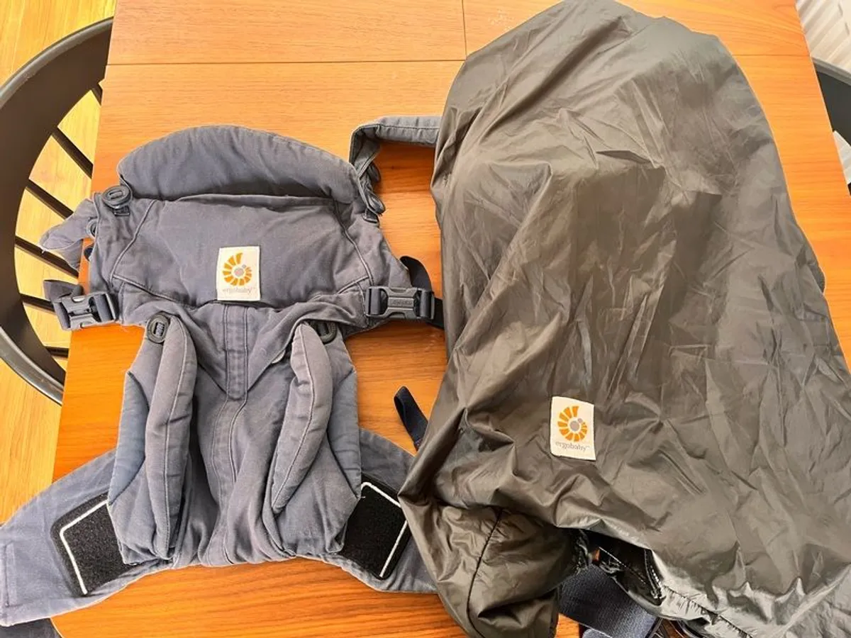 Ergo 360 sling and rain cover
