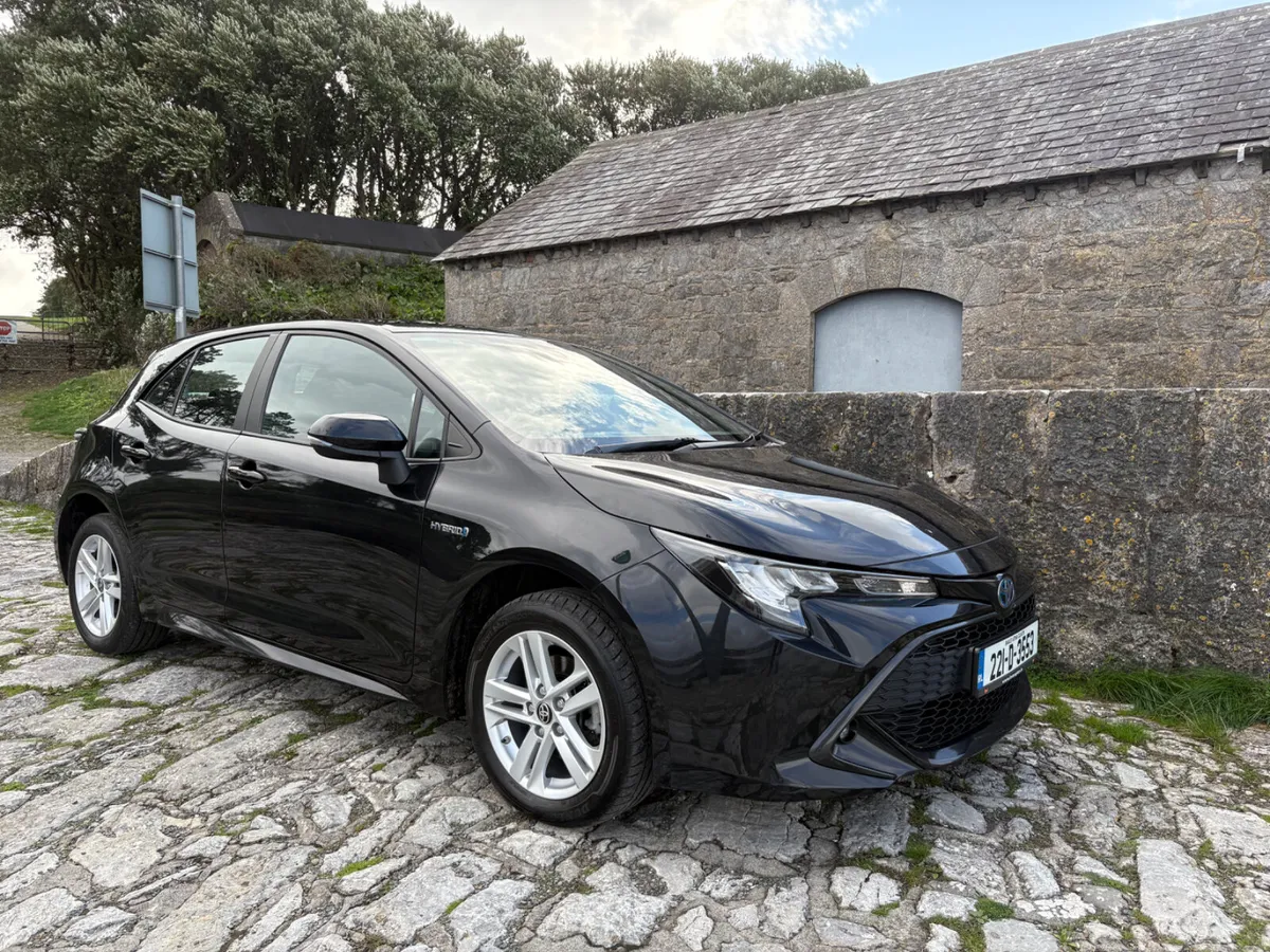 2022 Toyota Corolla Hybrid Luna - Image 1
