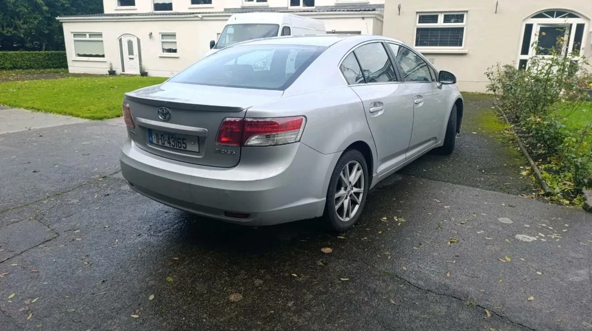 Toyota Avensis Quick sale - Image 4