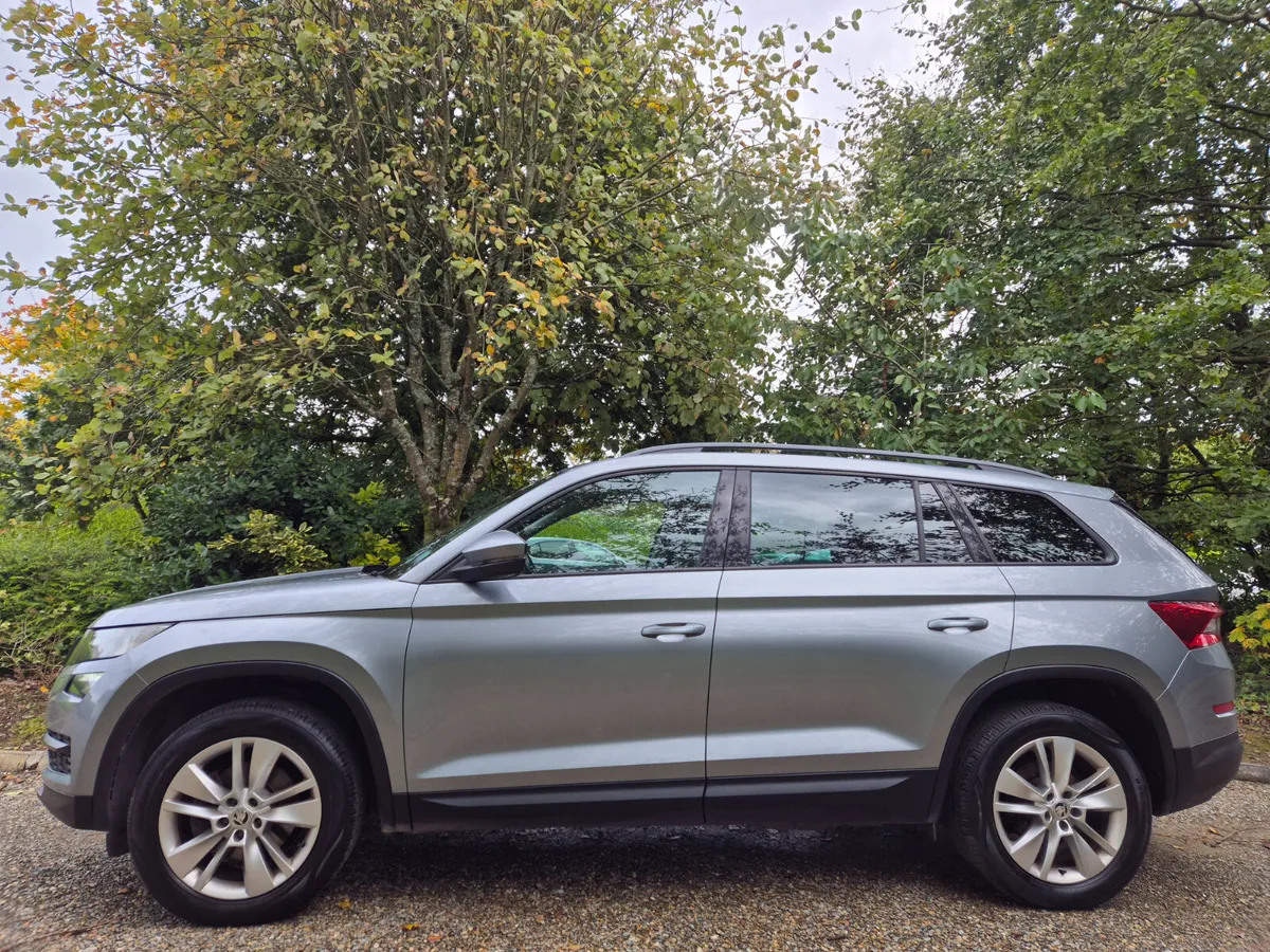 2019'SKODA KODIAQ 2.0 TDI - 4 Wheel drive - Image 2