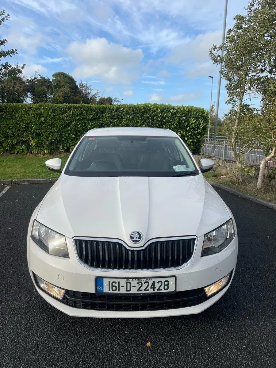 2016 Skoda Octavia - Image 2
