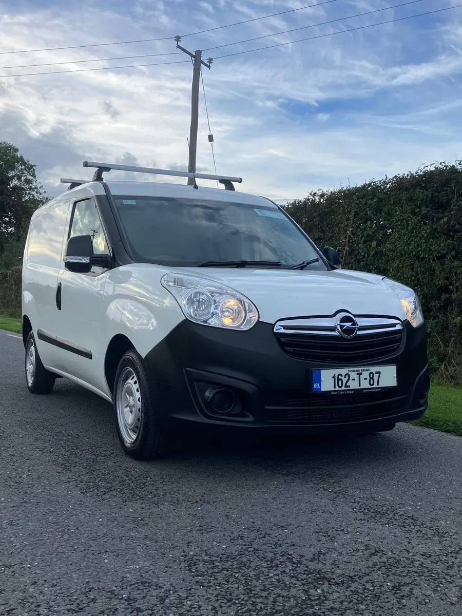 2016 Opel Combo Taxed and CVRT 6/26 - Image 1