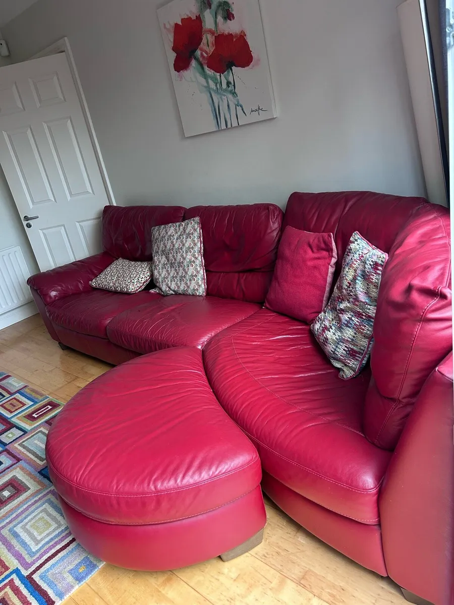 Red Leather corner sofa - Image 1