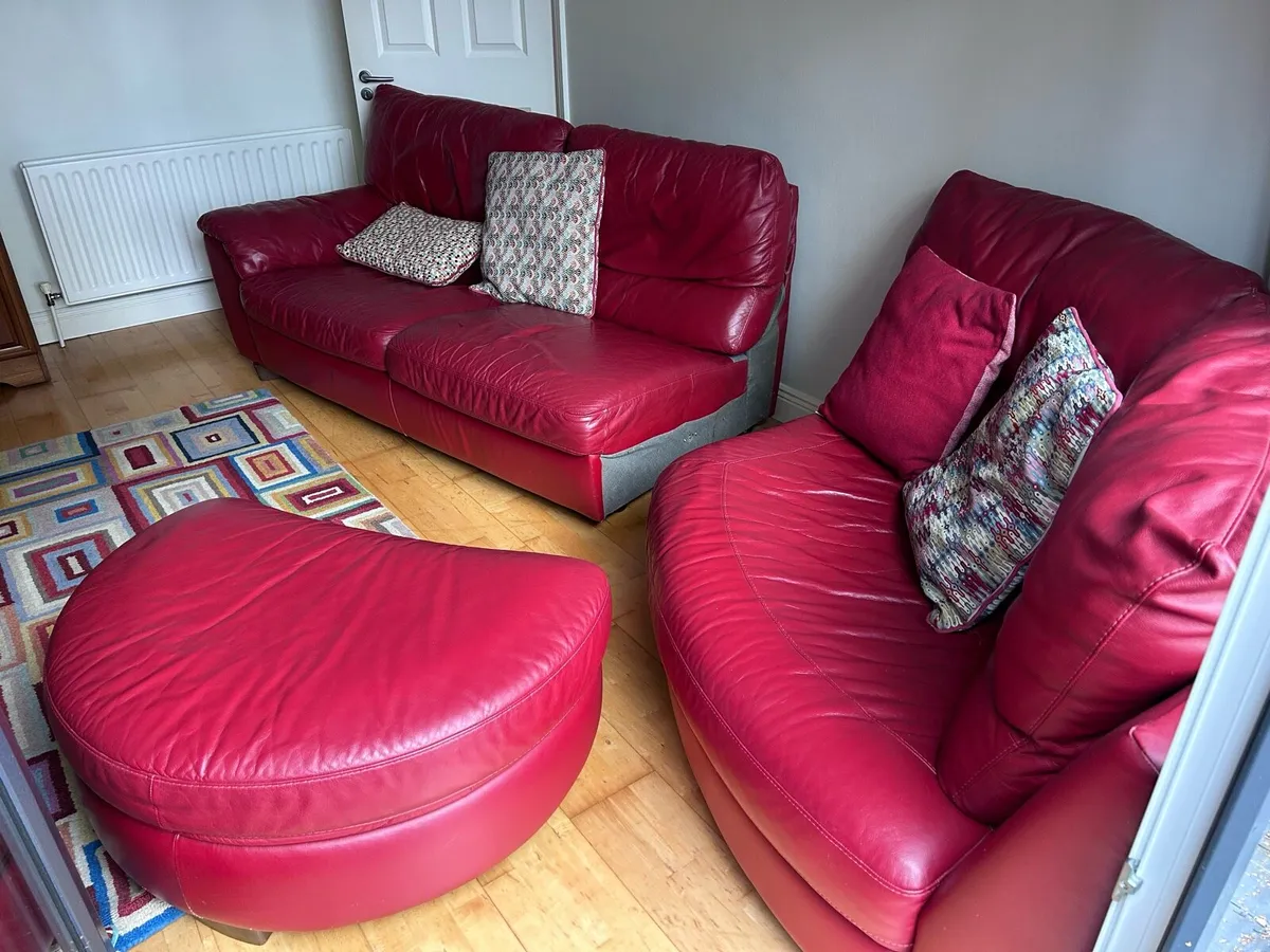 Red Leather corner sofa - Image 3