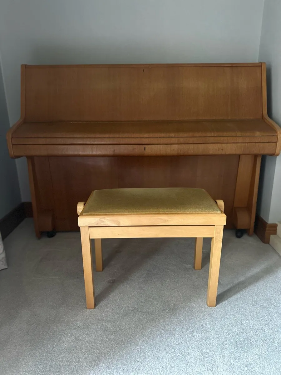 Piano - Image 1