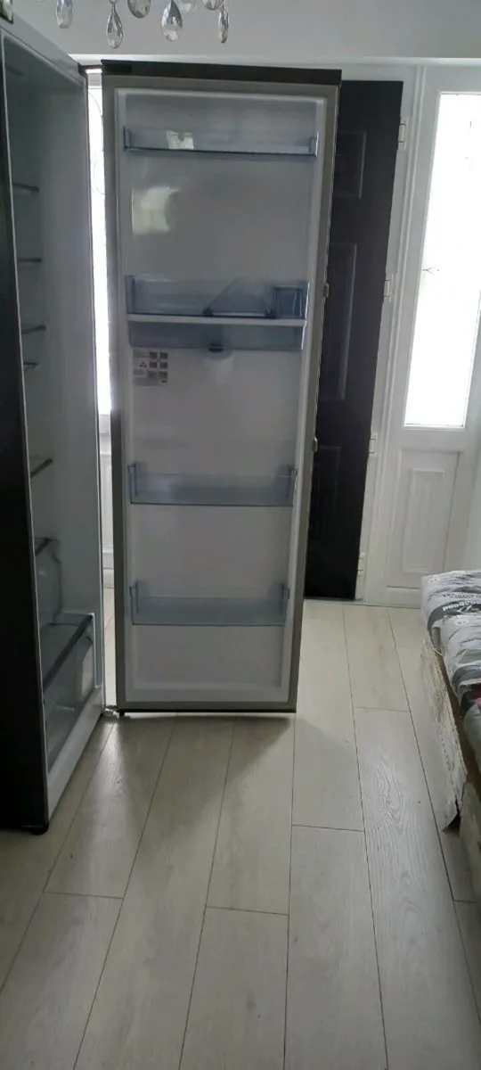 Fridge - Image 3