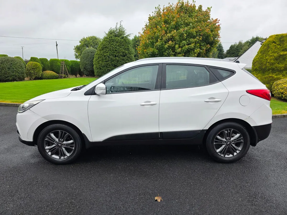 HYUNDAI IX35 1.7 CRDI EXECUTIVE..NEW NCT - Image 3