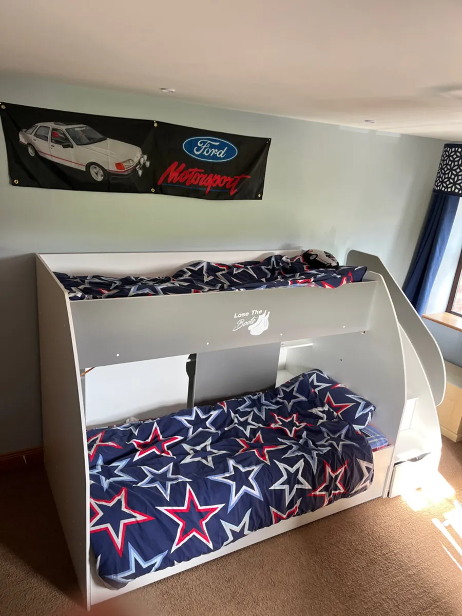 Bunk beds with storage - Image 1
