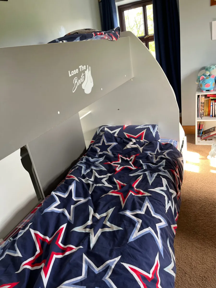 Bunk beds with storage - Image 3