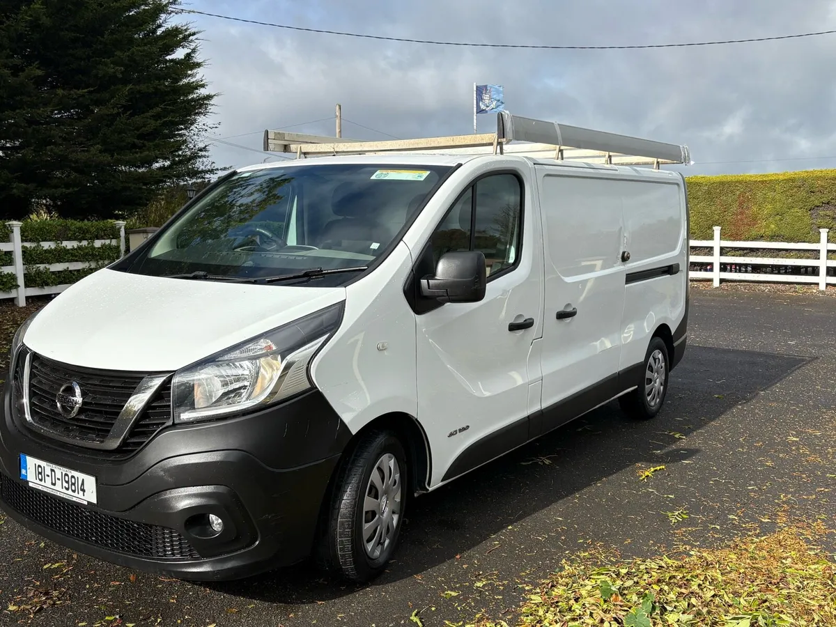 2018 Nissan nv300 tax 2/26 doe 3/26 one owner - Image 2