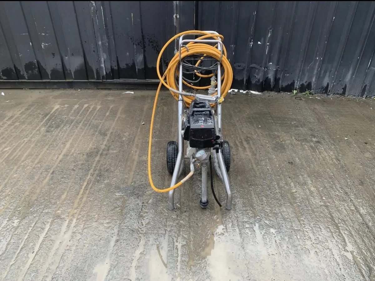Wagner PS 3.21 Paint Sprayer - Image 1