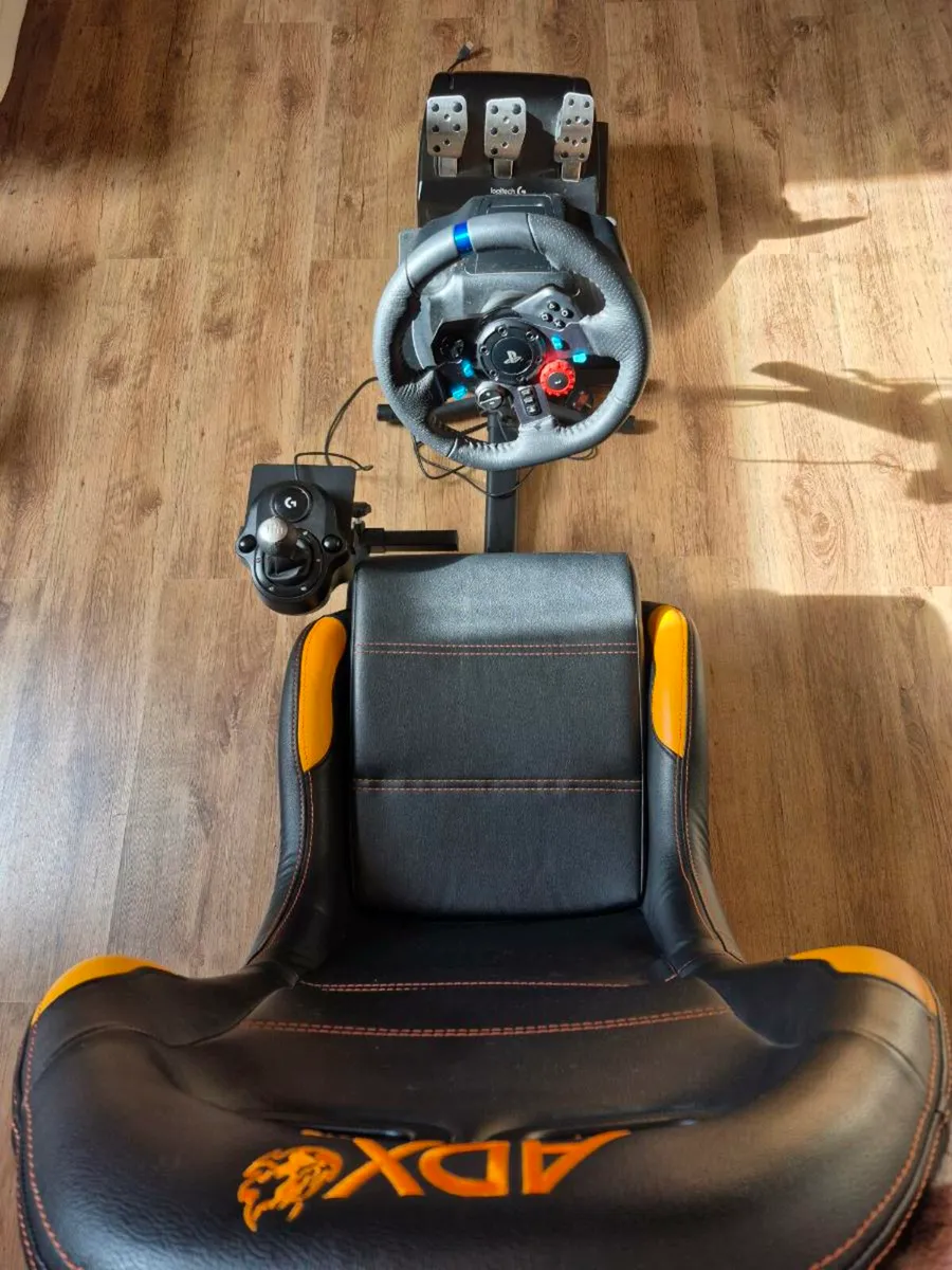 Driving Simulator with Chair - Image 1