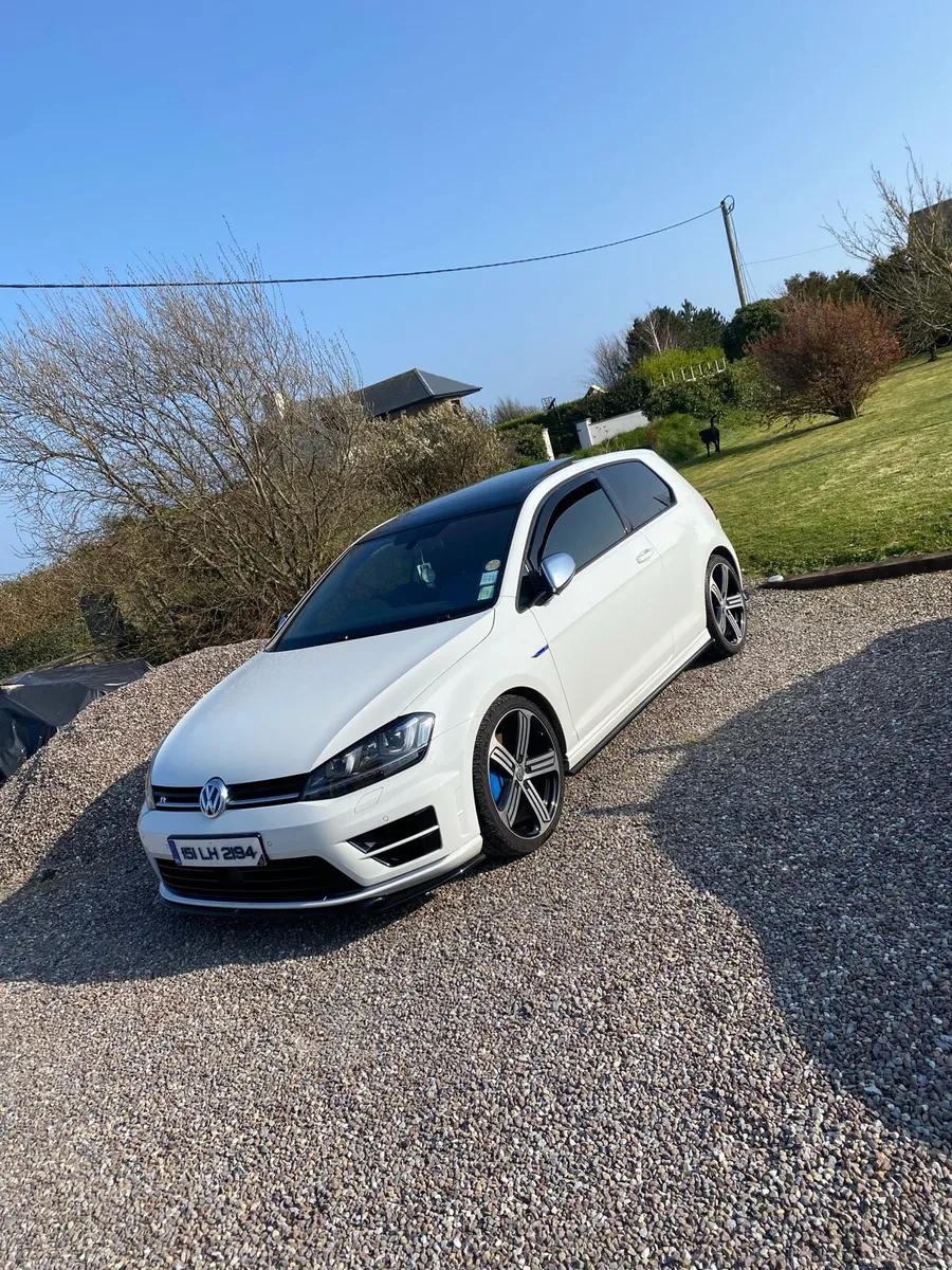 VW Golf R 2015 - Image 2