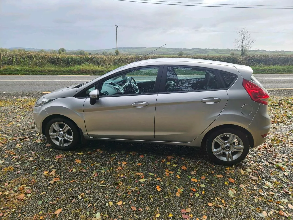 Ford Fiesta 1.4 Petrol Automatic - Image 4