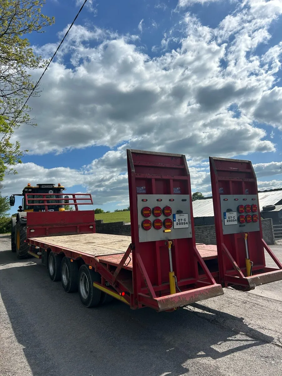 Low loader - Image 2