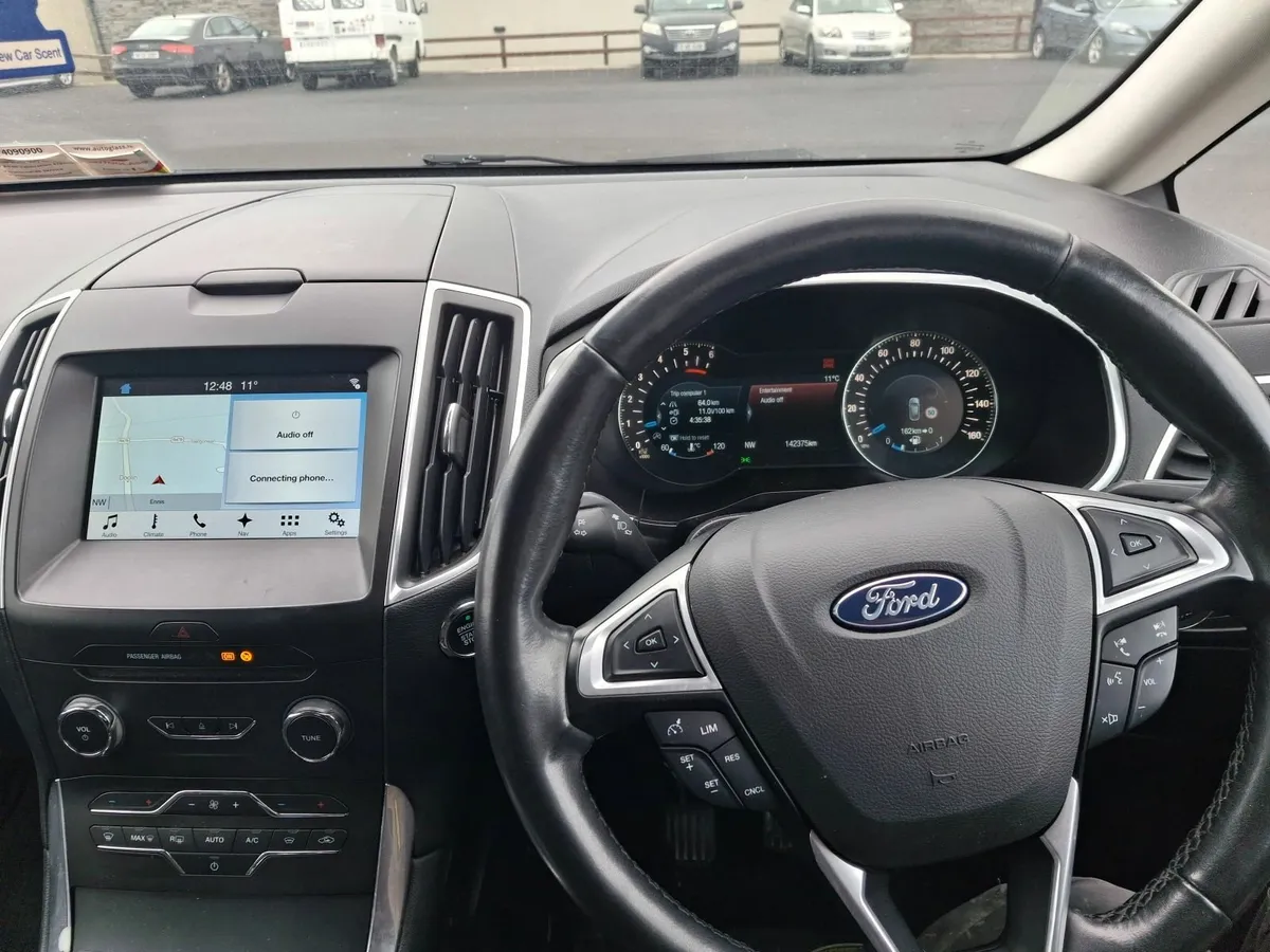 Ford S-Max 2016 - Image 2