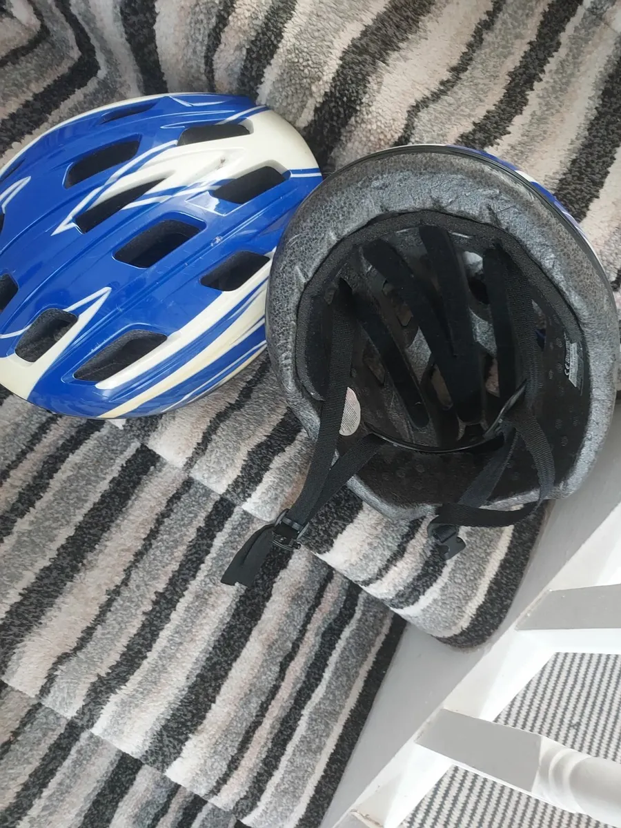 Kids bike helmets - Image 1