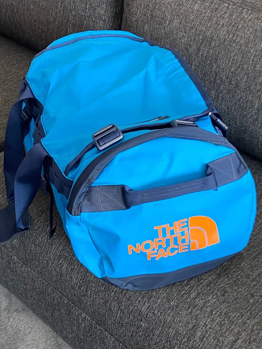 Northface Duffel Bag - Image 4